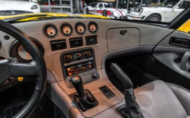 Dodge-Viper-1995-Convertible-11