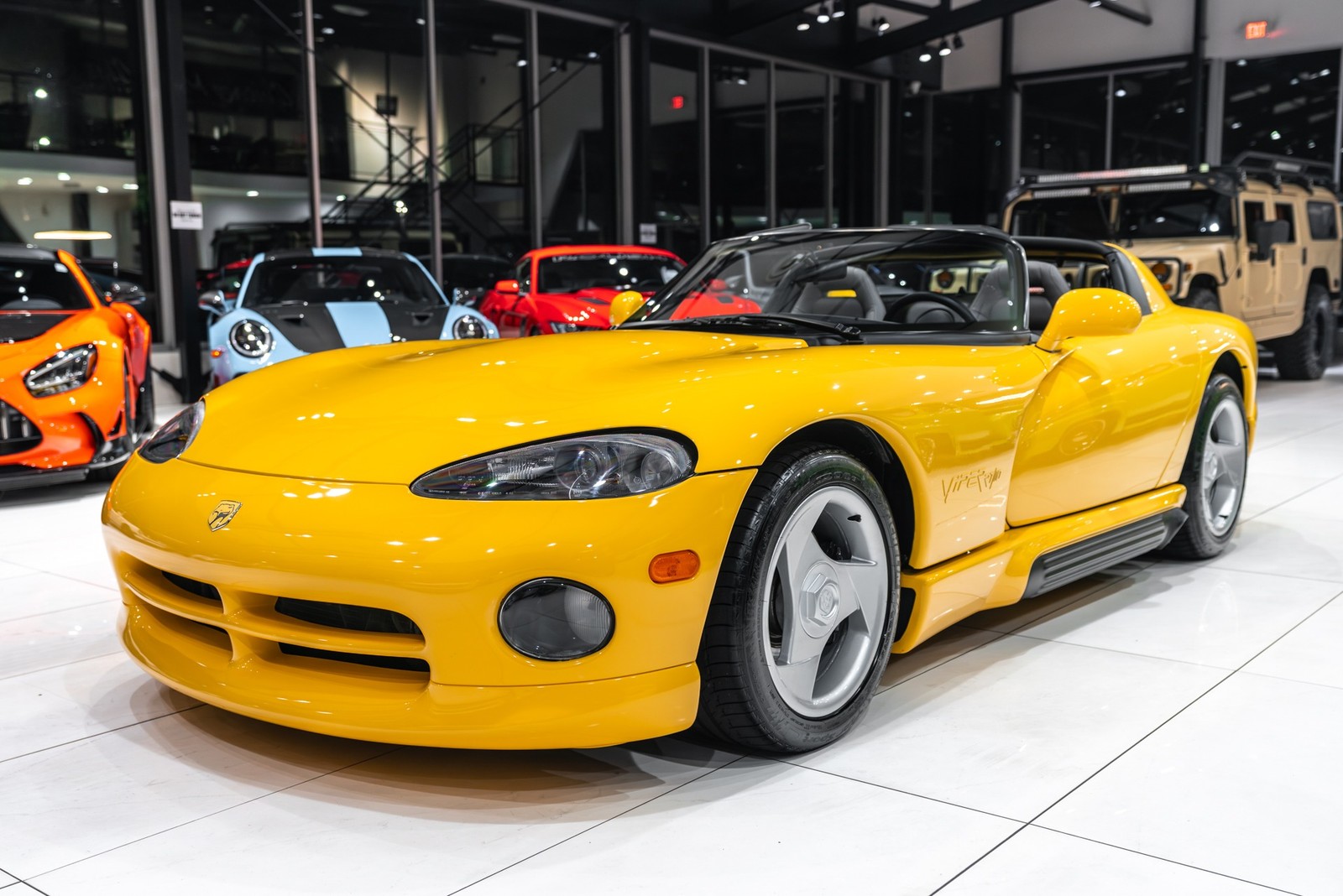 Dodge-Viper-1995-Convertible-25