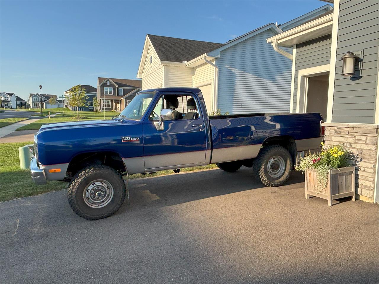 Dodge-W250-1991-Blue-Black-19