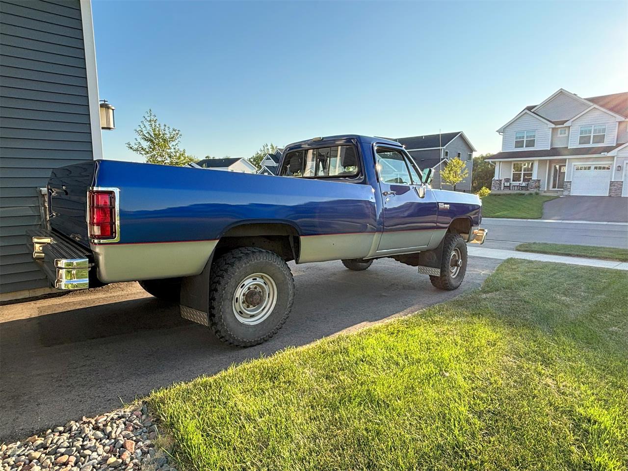 Dodge-W250-1991-Blue-Black-7
