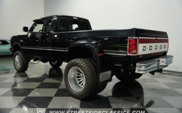 Dodge-W350-1993-Black-Red-13