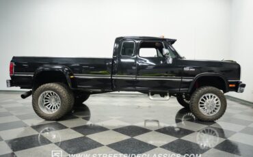 Dodge-W350-1993-Black-Red-16