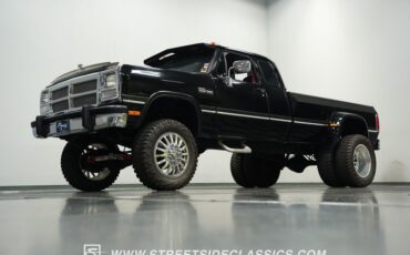Dodge-W350-1993-Black-Red-21