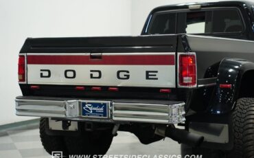 Dodge-W350-1993-Black-Red-30