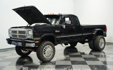 Dodge-W350-1993-Black-Red-35