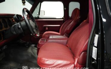Dodge-W350-1993-Black-Red-42