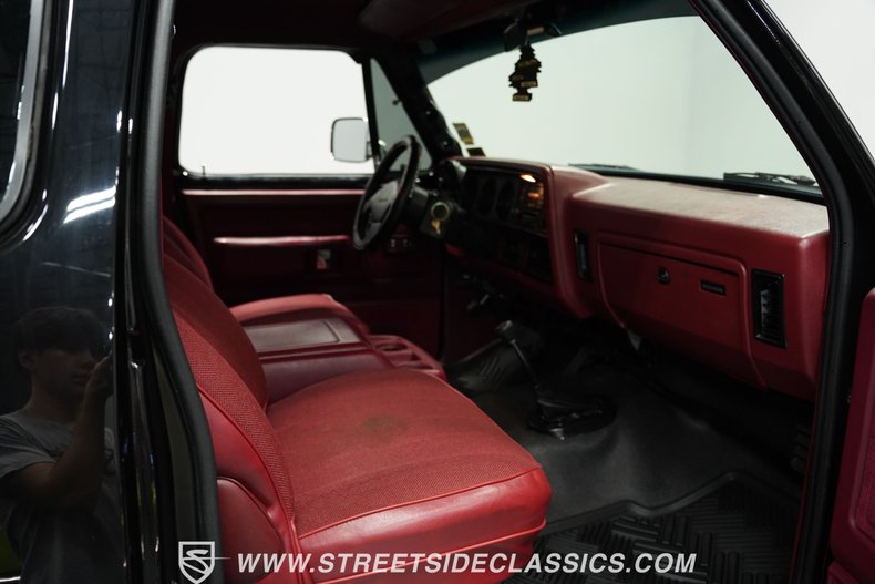 Dodge-W350-1993-Black-Red-6