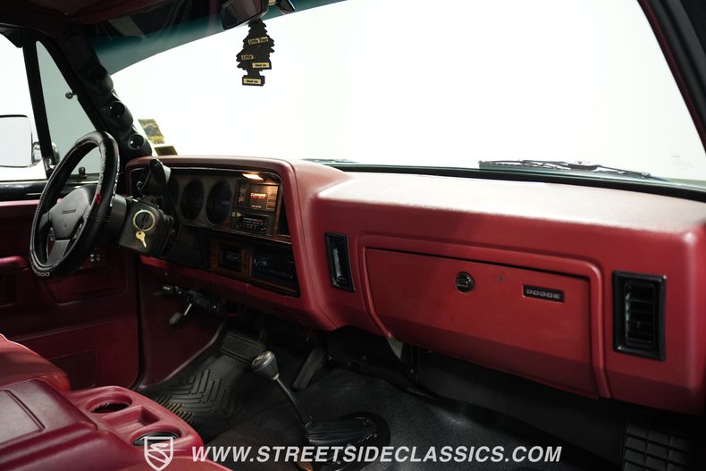 Dodge-W350-1993-Black-Red-7