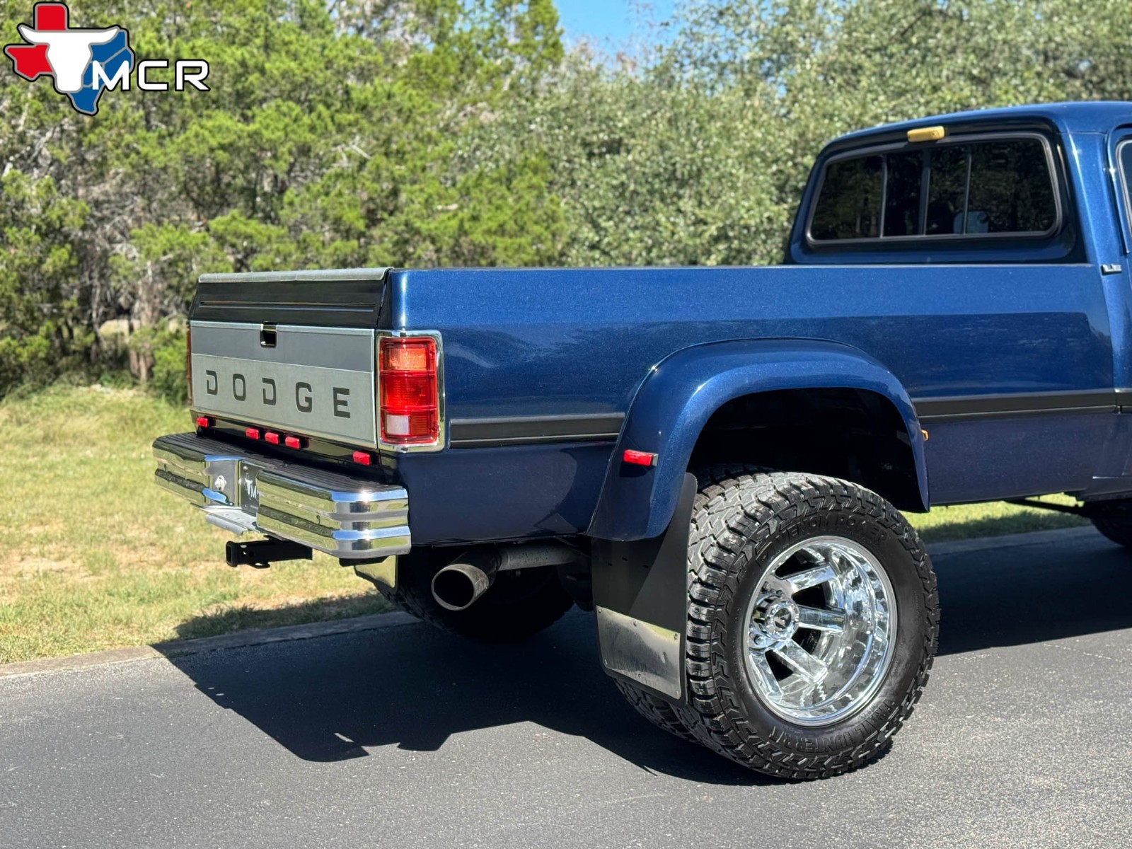 Dodge-W350-1993-Pickup-Truck-10