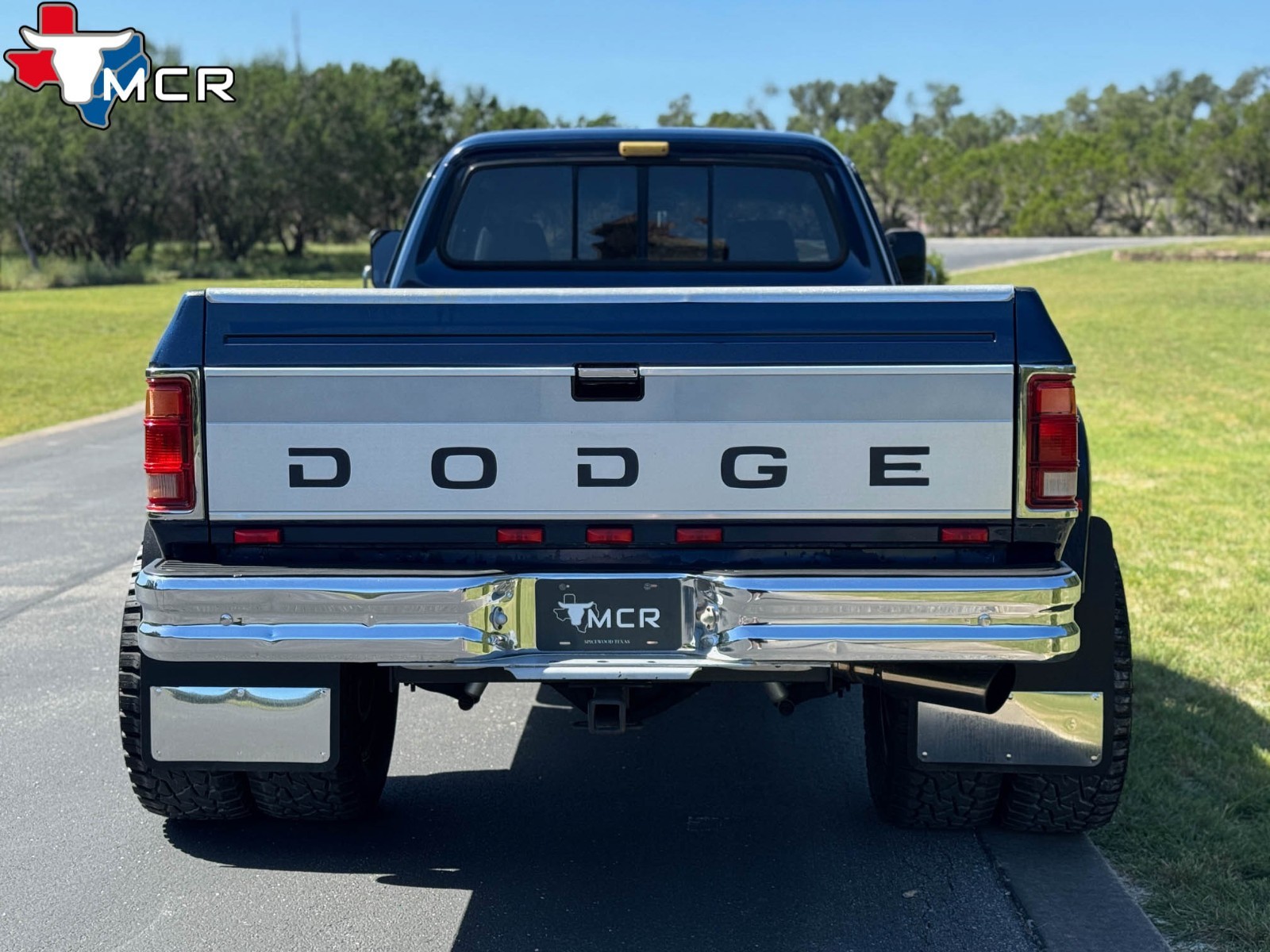 Dodge-W350-1993-Pickup-Truck-19
