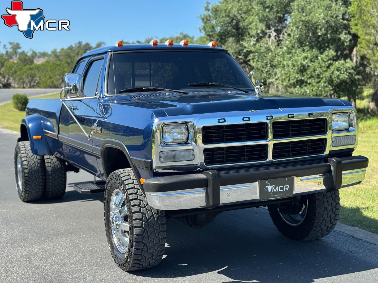 Dodge-W350-1993-Pickup-Truck-2