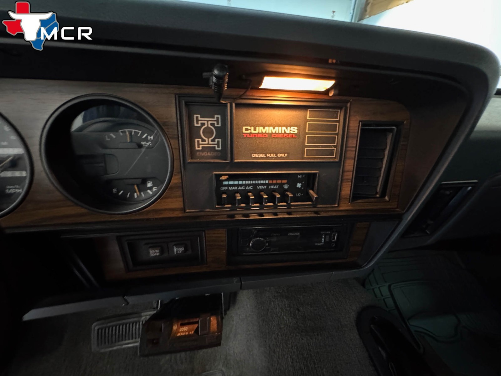 Dodge-W350-1993-Pickup-Truck-28