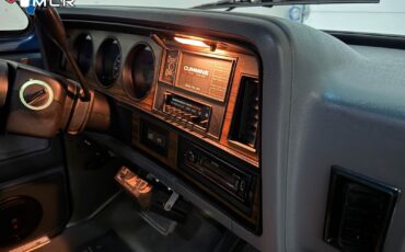 Dodge-W350-1993-Pickup-Truck-29