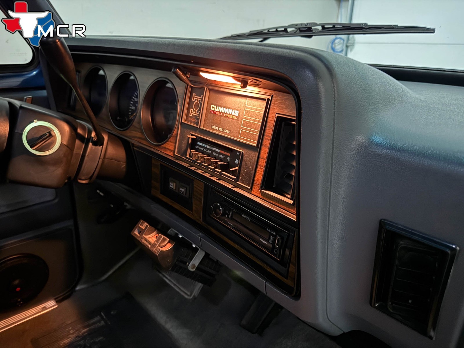 Dodge-W350-1993-Pickup-Truck-29