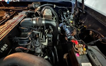 Dodge-W350-1993-Pickup-Truck-35