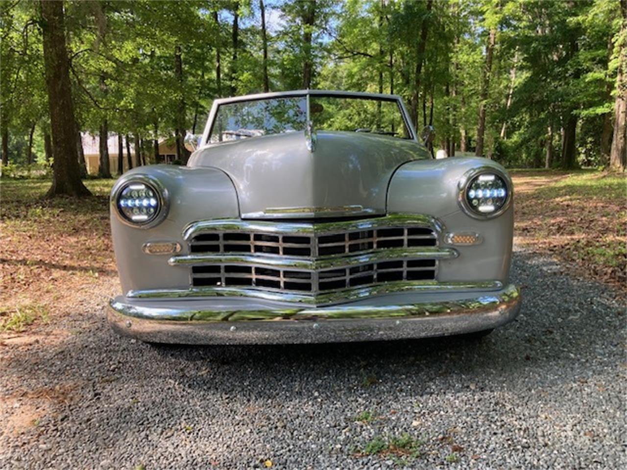 Dodge-Wayfarer-1949-silver-red-1