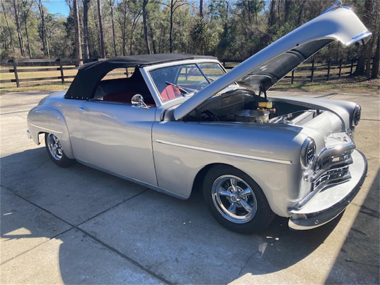 Dodge-Wayfarer-1949-silver-red-11