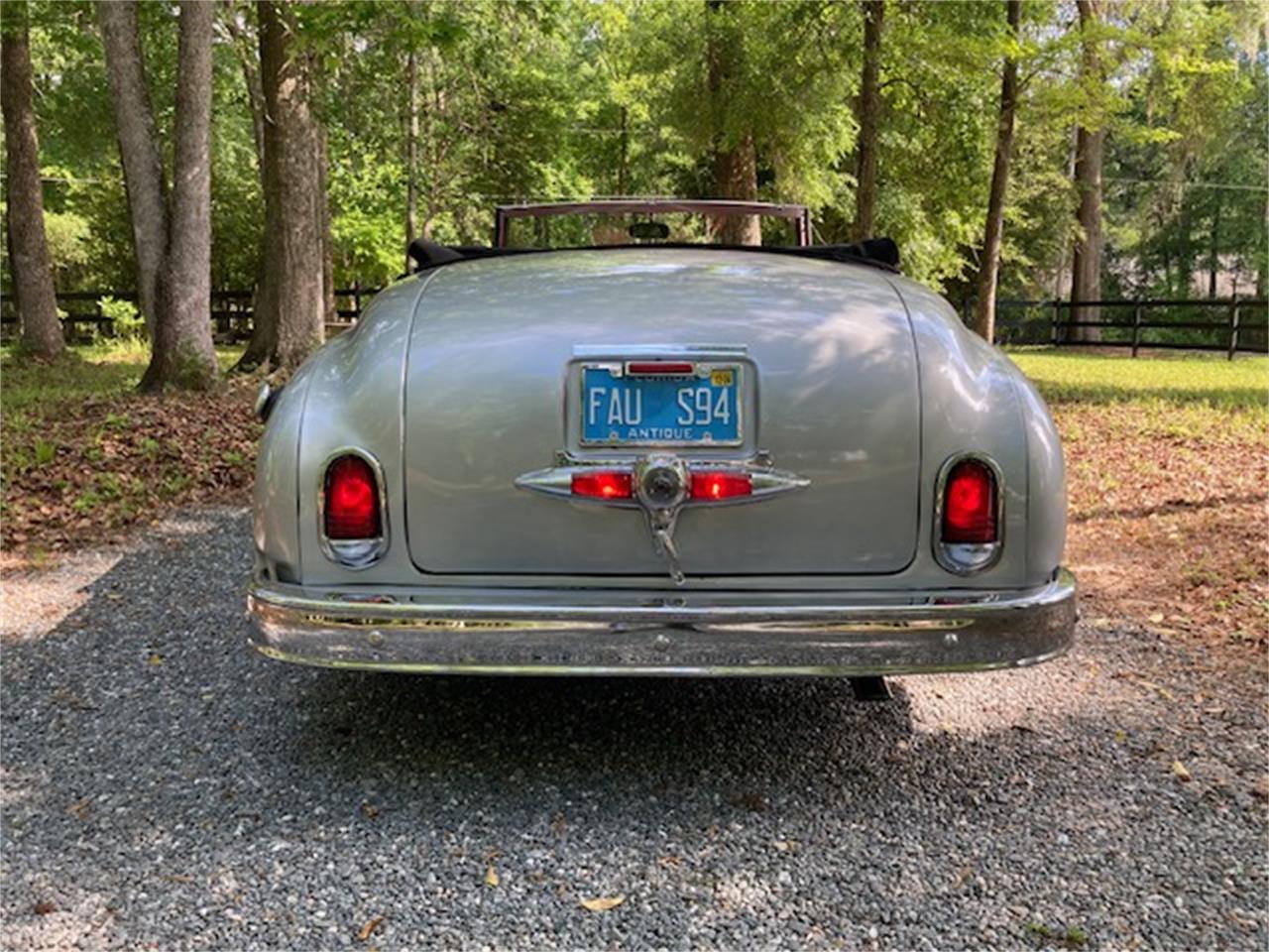 Dodge-Wayfarer-1949-silver-red-3