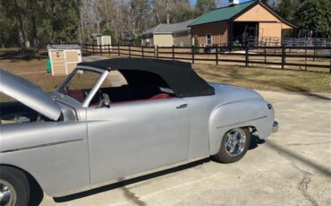 Dodge-Wayfarer-1949-silver-red-6