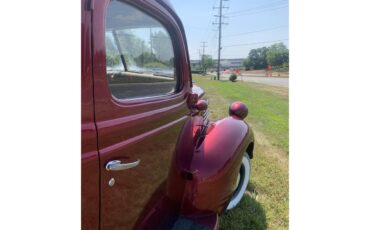 Dodge-Wc-series-1941-Red-Brown-21