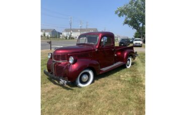 Dodge-Wc-series-1941-Red-Brown