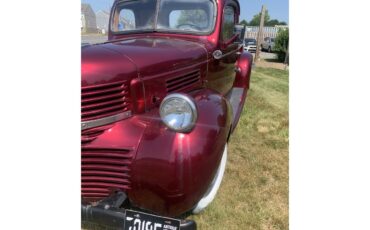 Dodge-Wc-series-1941-Red-Brown-6