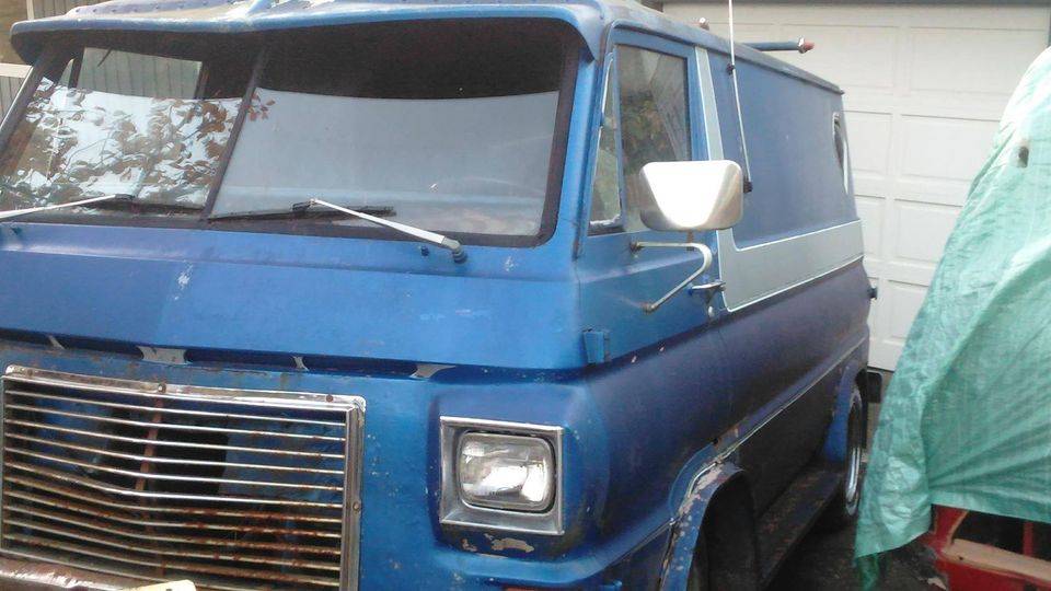 Dodge-a100-customized-1969-blue-2