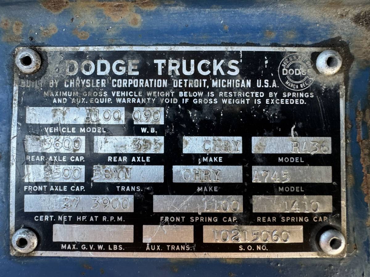 Dodge-a100-van-1966-blue-17