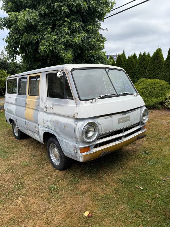 Dodge-a100-van-1969-13