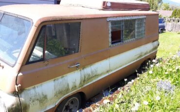 Dodge-a108-camper-van-1969-custom-3