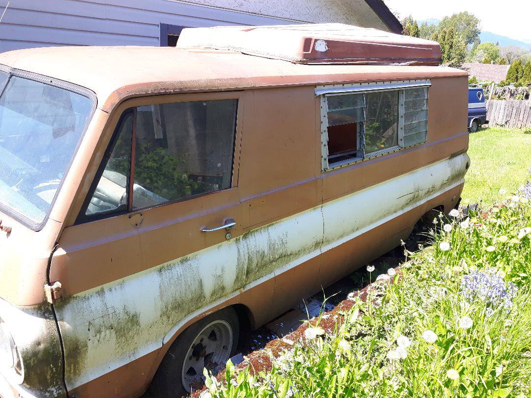 Dodge-a108-camper-van-1969-custom-3
