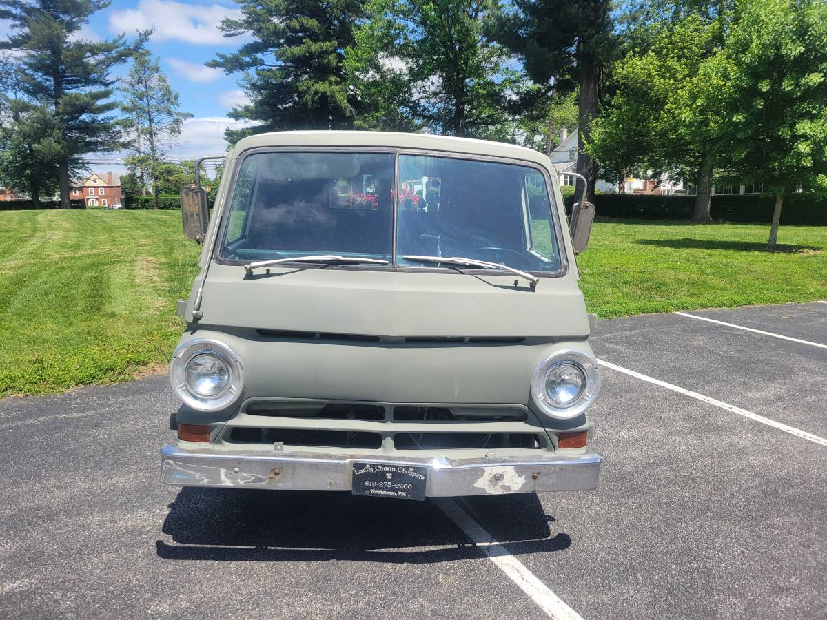 Dodge-a108-van-1967-4