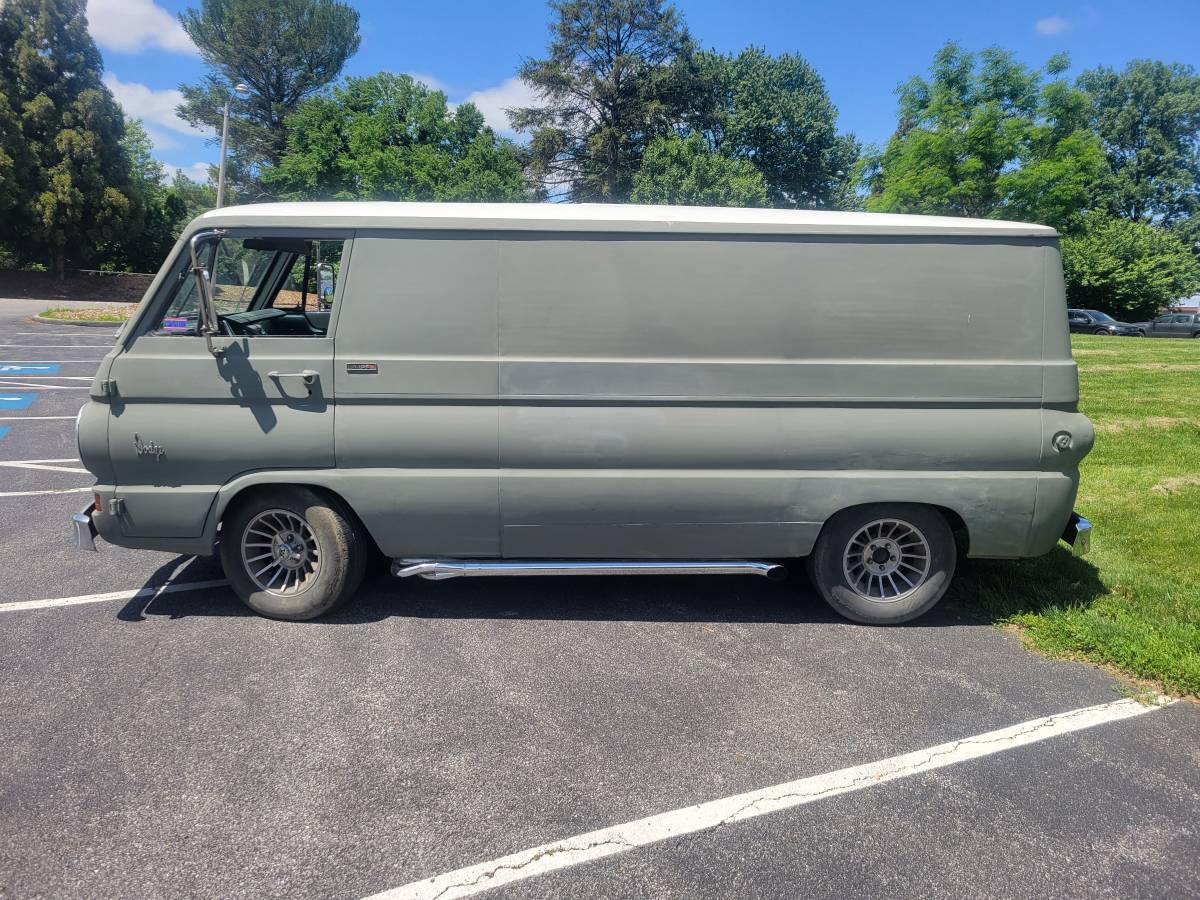 Dodge-a108-van-1967