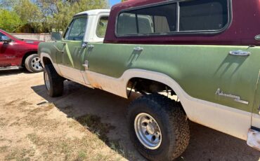 Dodge-adventure-sports-4-x-4-1973-green-4