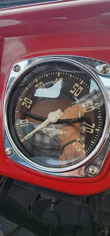 Dodge-b1f-1948-red-7