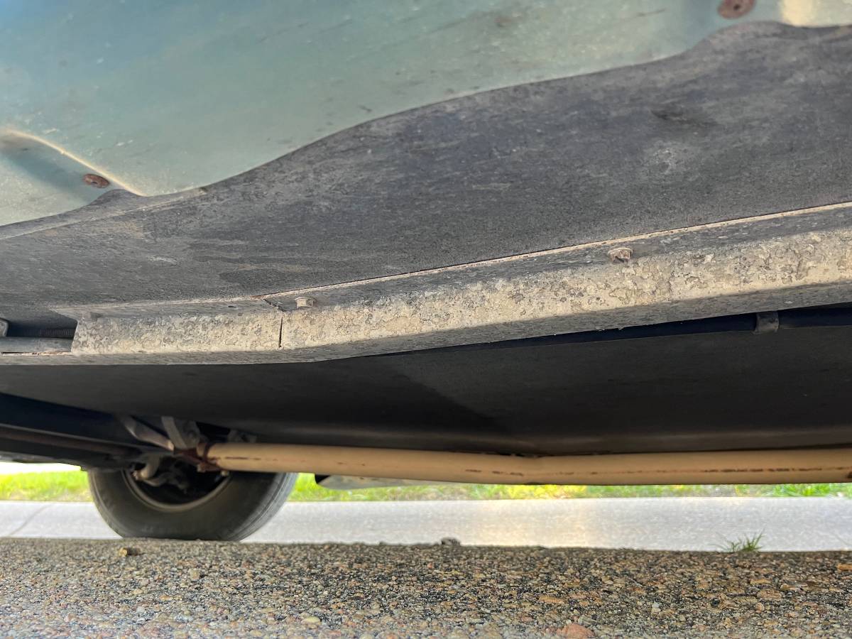 Dodge-caravan-se-rampvan-from-ims-1994-blue-17