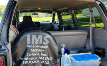 Dodge-caravan-se-rampvan-from-ims-1994-blue-18