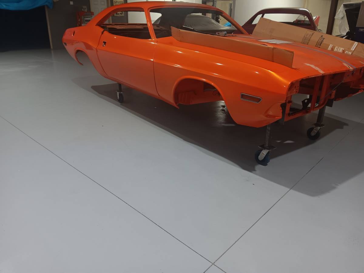 Dodge-challenger-1970-orange-1