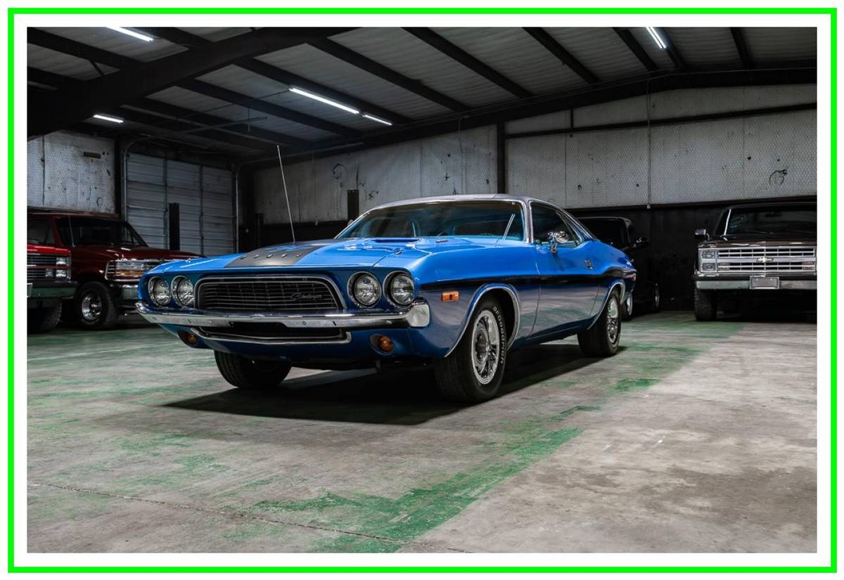 Dodge-challenger-1972-blue-4
