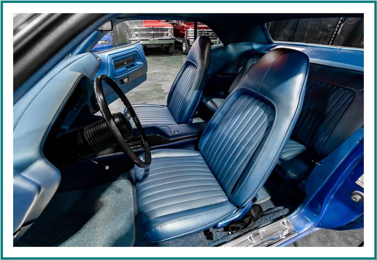 Dodge-challenger-1972-blue-44