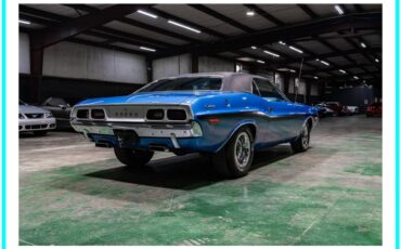 Dodge-challenger-1972-blue-47
