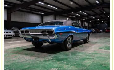 Dodge-challenger-1972-blue-5