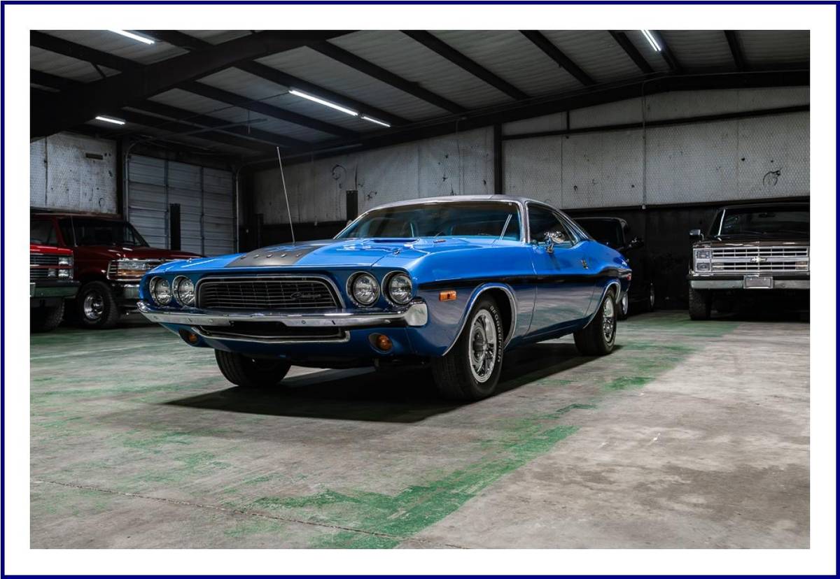 Dodge-challenger-1972-blue-8