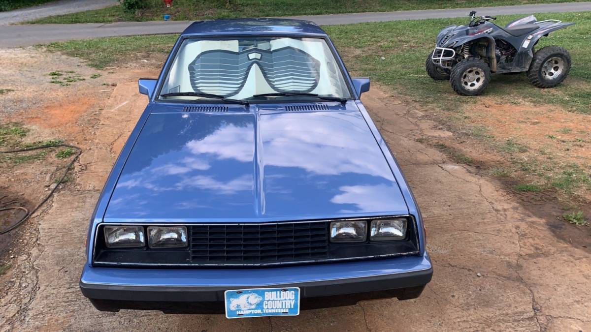 Dodge-challenger-1981-blue-4