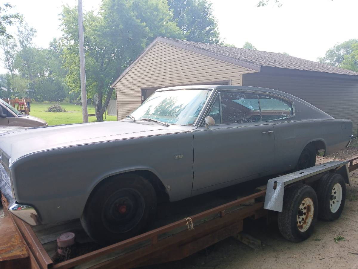 Dodge-charger-1966-custom-1