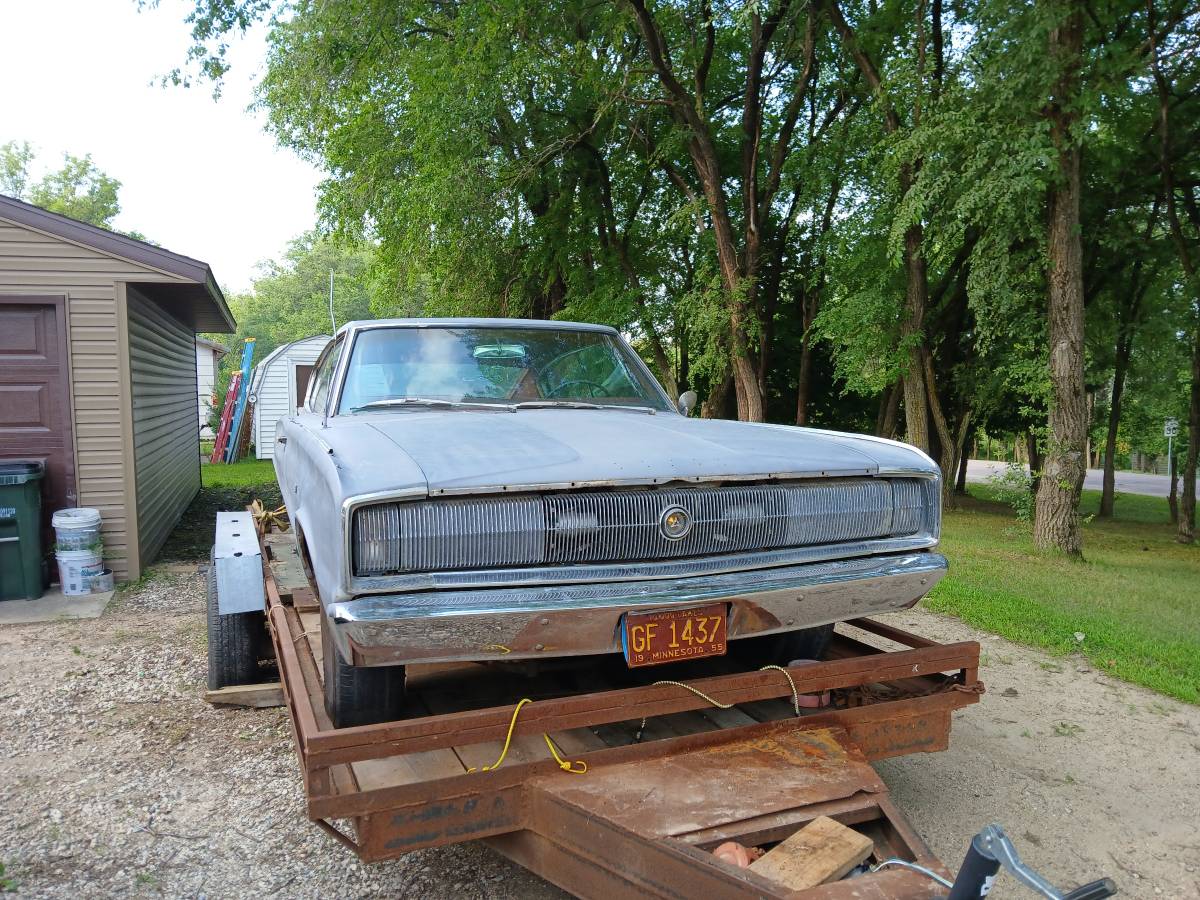 Dodge-charger-1966-custom-15