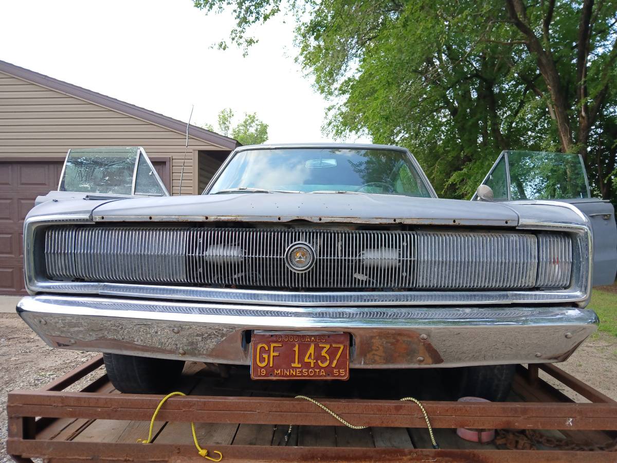 Dodge-charger-1966-custom-3