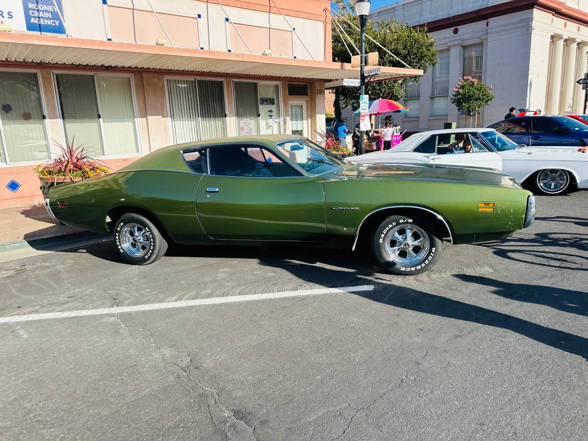 Dodge-charger-1971-green-5