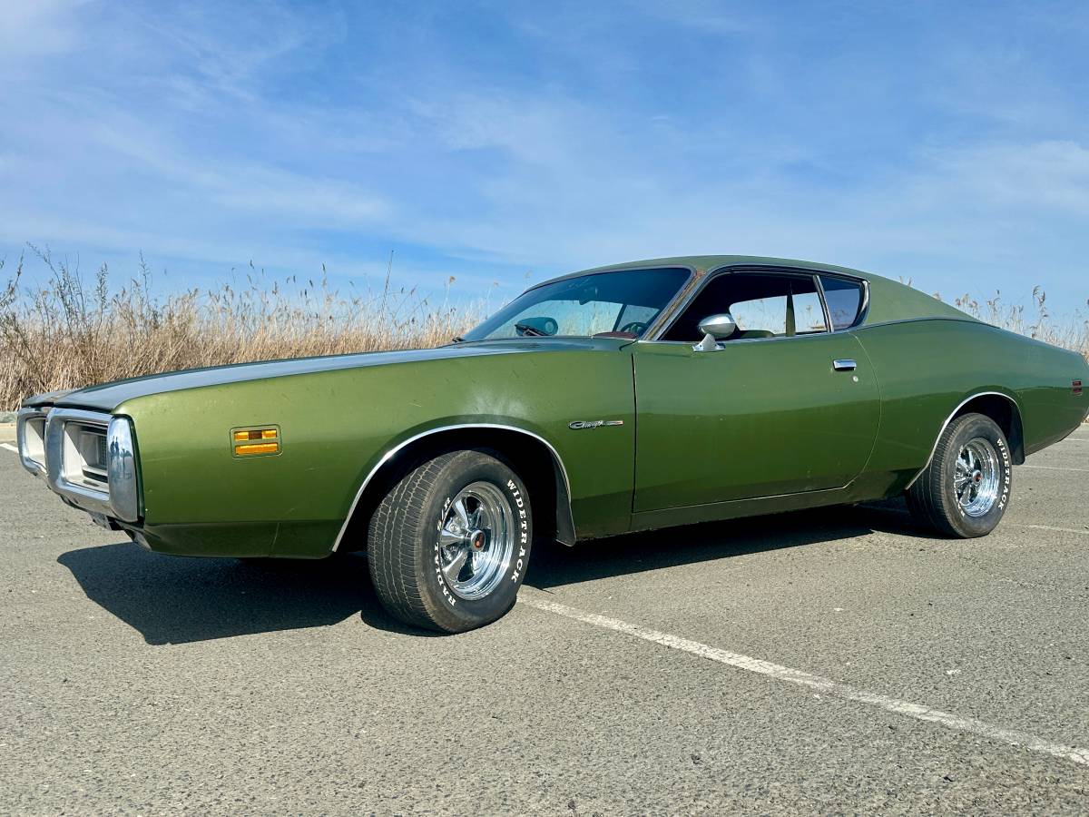 Dodge-charger-1971-green
