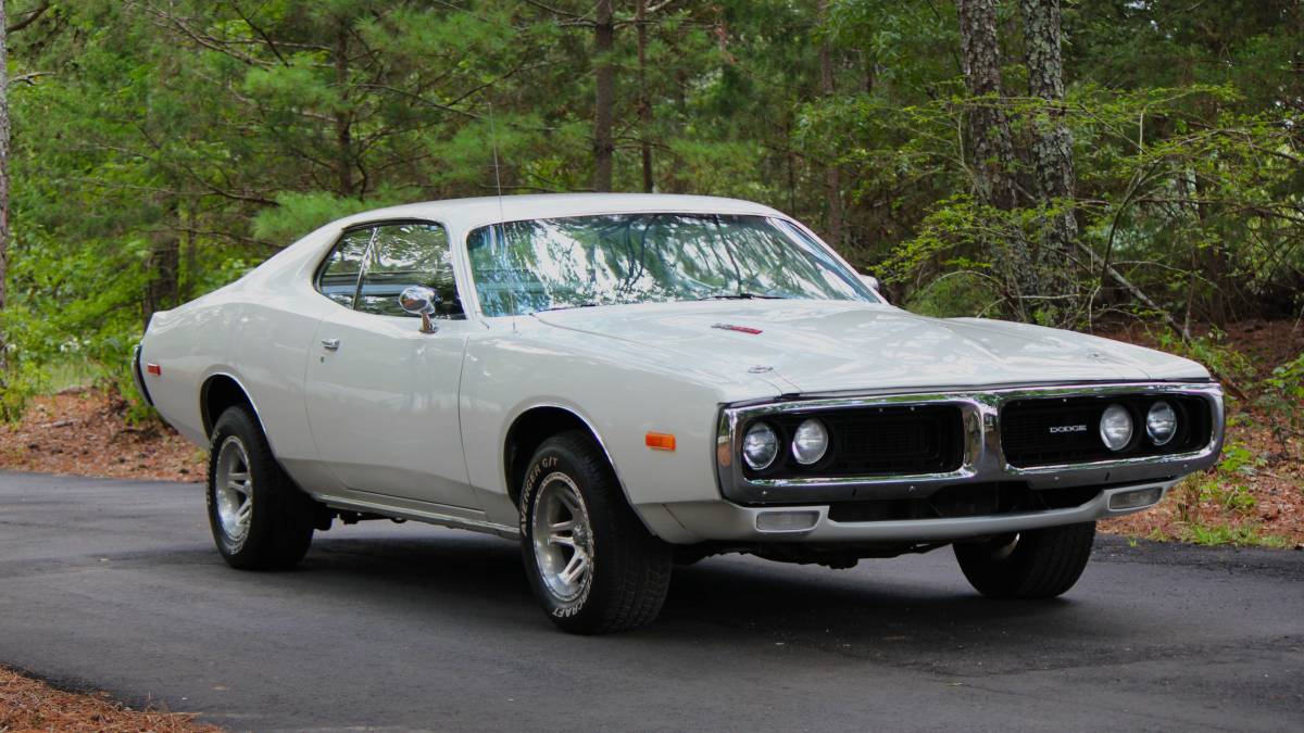 Dodge-charger-1973-white-7